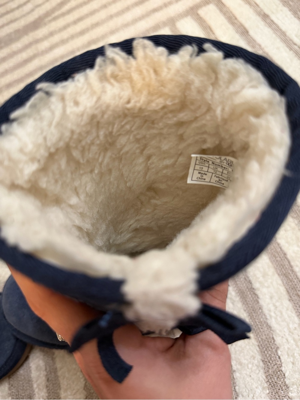 Koolaburra by UGG Girls Navy Triple Bow Faux Fur Boots - Size 13 - Picture 7 of 8
